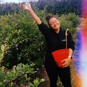 Meet your Posher, Allie